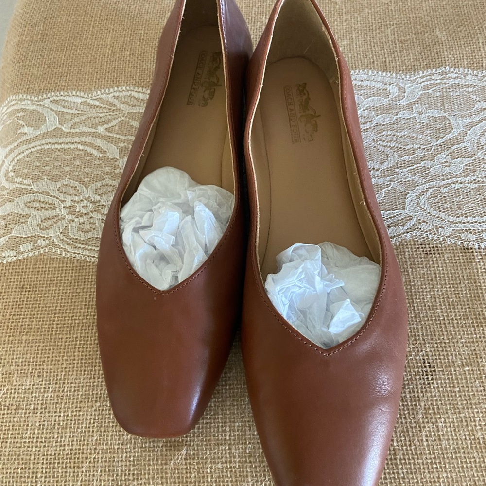 Flat slip on loafers